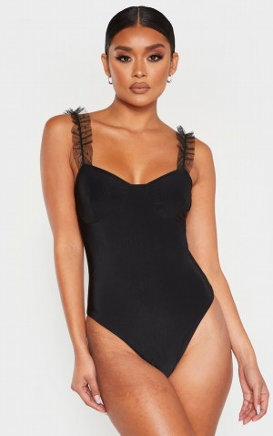Body-uri Pretty Little Thing Dobby Mesh Frill Curea Slinky Negrii | ZBRQ20679