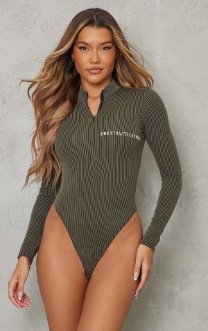 Body-uri Pretty Little Thing Two Tone Crinkle Rib Half Zip Kaki | DQOP20869