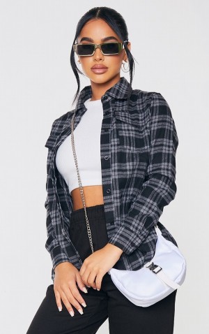 Camasa Pretty Little Thing Petite Oversized Checked Boyfriend Gri | JCRA41893