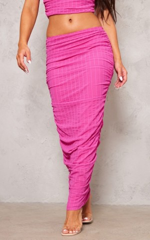 Fuste Pretty Little Thing Bright TextuMesh Ruched Low Rise Midaxi Roz Deschis | HBGW39857