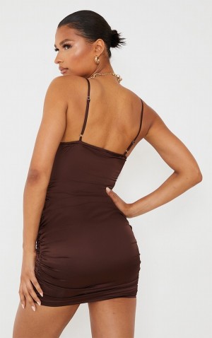 Fuste Pretty Little Thing Satin Cu Bretele Corset Detail Ruched Bodycon Ciocolata | FJVE87096