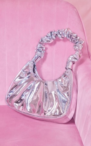 Geanta De Umar Pretty Little Thing Extreme Ruched Argintii | MXYC53674