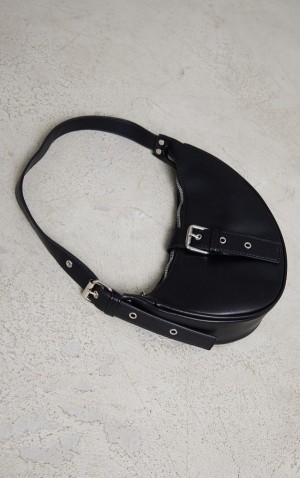Geanta De Umar Pretty Little Thing Half Moon Cu Catarama Negrii | JEBF74238