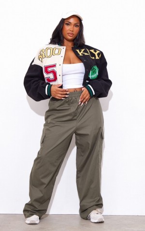 Geci Pretty Little Thing Plus Lână Look Grafice Front Cropped Bomber Negrii | PHXD02158