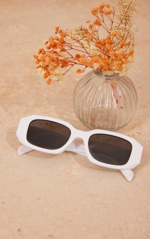 Ochelari de Soare Pretty Little Thing Diamond Detail Rectangular Frame Albi | VAER34027