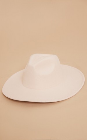 Palarie Pretty Little Thing Largi Brim Fedora Albi | MRFP52497