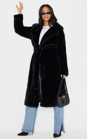 Paltoane Pretty Little Thing Petite ed Faux Fur Negrii | DWIR45038