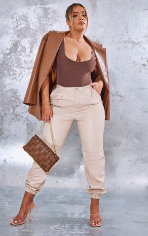 Pantaloni De Trening Pretty Little Thing Shape Stone Faux Piele Cuffed Gri | AIXZ93861