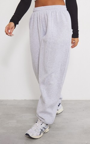 Pantaloni De Trening Pretty Little Thing Ash Pintuck Detail Oversized Gri | JYWN12439