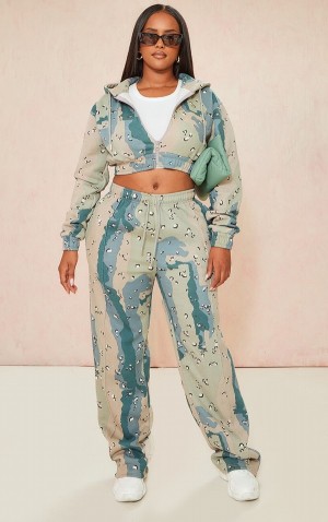 Pantaloni De Trening Pretty Little Thing Shape Drept Leg Camo Albastri | ATQW13058