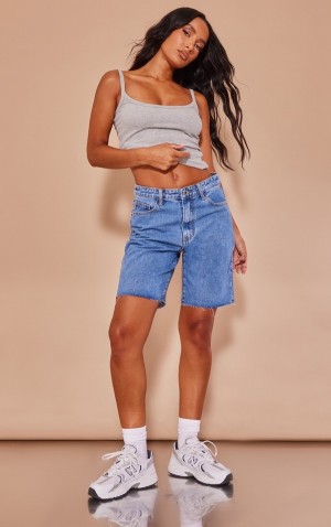Pantaloni Scurti Pretty Little Thing Mid-High Wash Loose Fit Boyfriend Albastri Albastru Deschis | RGNI40725