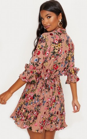 Rochie Pretty Little Thing Nude Floral Frill Detail Plisat Skater Bej Inchis | VZYU67392