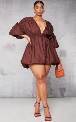 Rochie Pretty Little Thing Plus Puff Sleeve Puffball Hem Ciocolata | XQRJ18679