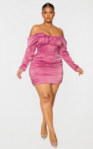 Rochie Pretty Little Thing Plus Satin Drape Bardot Sleeve Ruched Back Bodycon Roz | NOBE84531