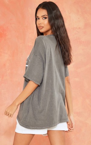 Tricouri Pretty Little Thing Stone Washed 1987 Sports Academy Printed Gri | SNJF40823