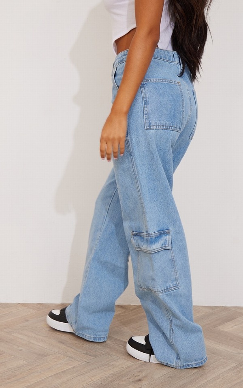 Blugi Pretty Little Thing Petite Wash Pocket gy Largi Leg Jean Albastri Deschis Albastru Deschis | ALMP83496
