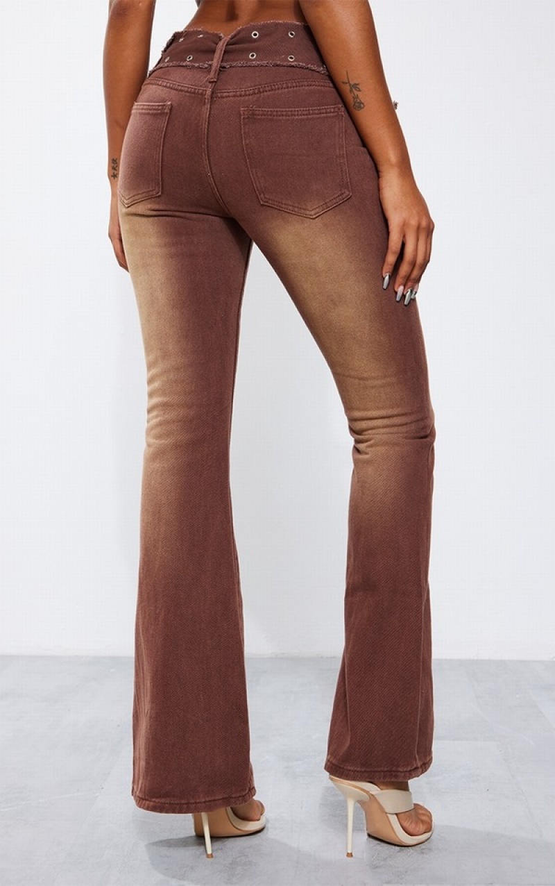 Blugi Pretty Little Thing Washed Eyelet Detail ed Flared Maro | SLXP24580