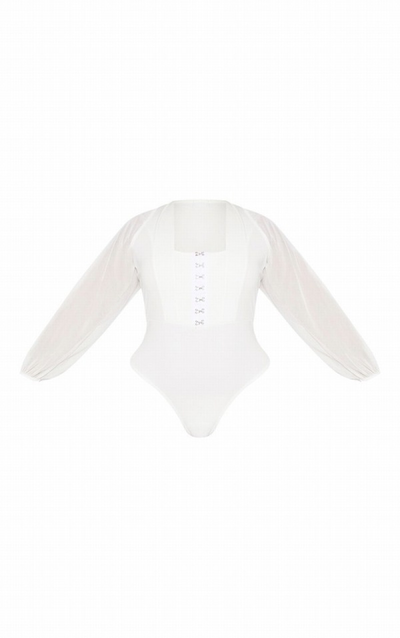 Body-uri Pretty Little Thing Plus Eyelet Detail Mesh Sleeve Albi | QVUK76038