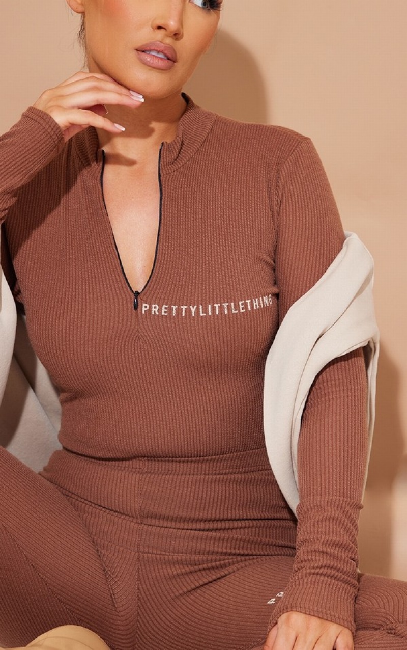 Body-uri Pretty Little Thing Rib Half Zip Ciocolata | THCK67308