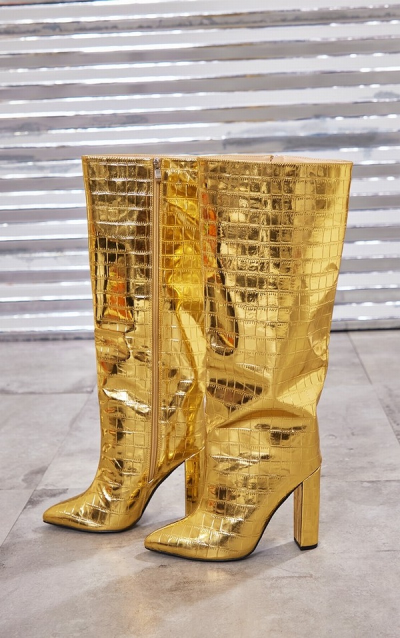 Cizme Pretty Little Thing Largi Fit Metallic Point Bombeu Croc Block Highed Knee Aurii | VBLT73541