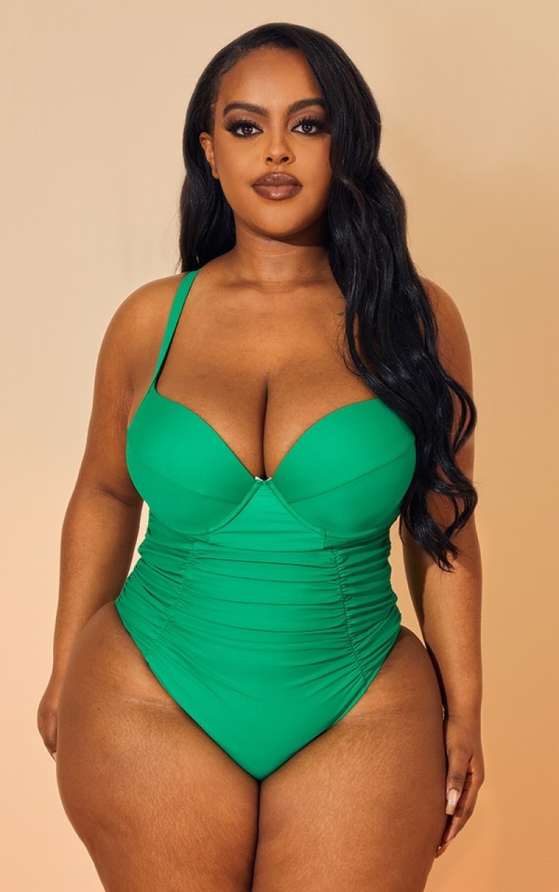 Costume De Baie Pretty Little Thing Plus Bright Ruched Cupped Verzi Deschis | ADHR29710