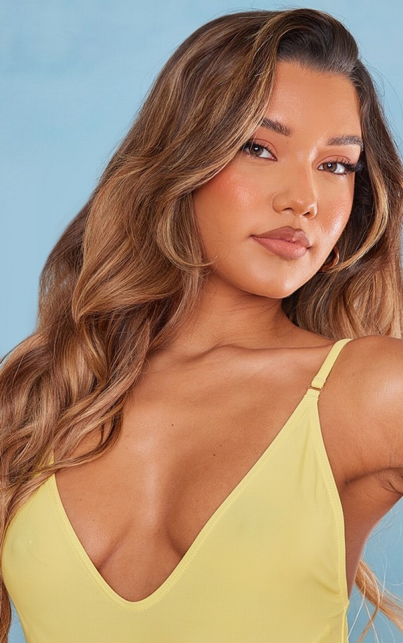 Costume De Baie Pretty Little Thing Yellow Basic Low Scoop Galbeni | WTSA84106