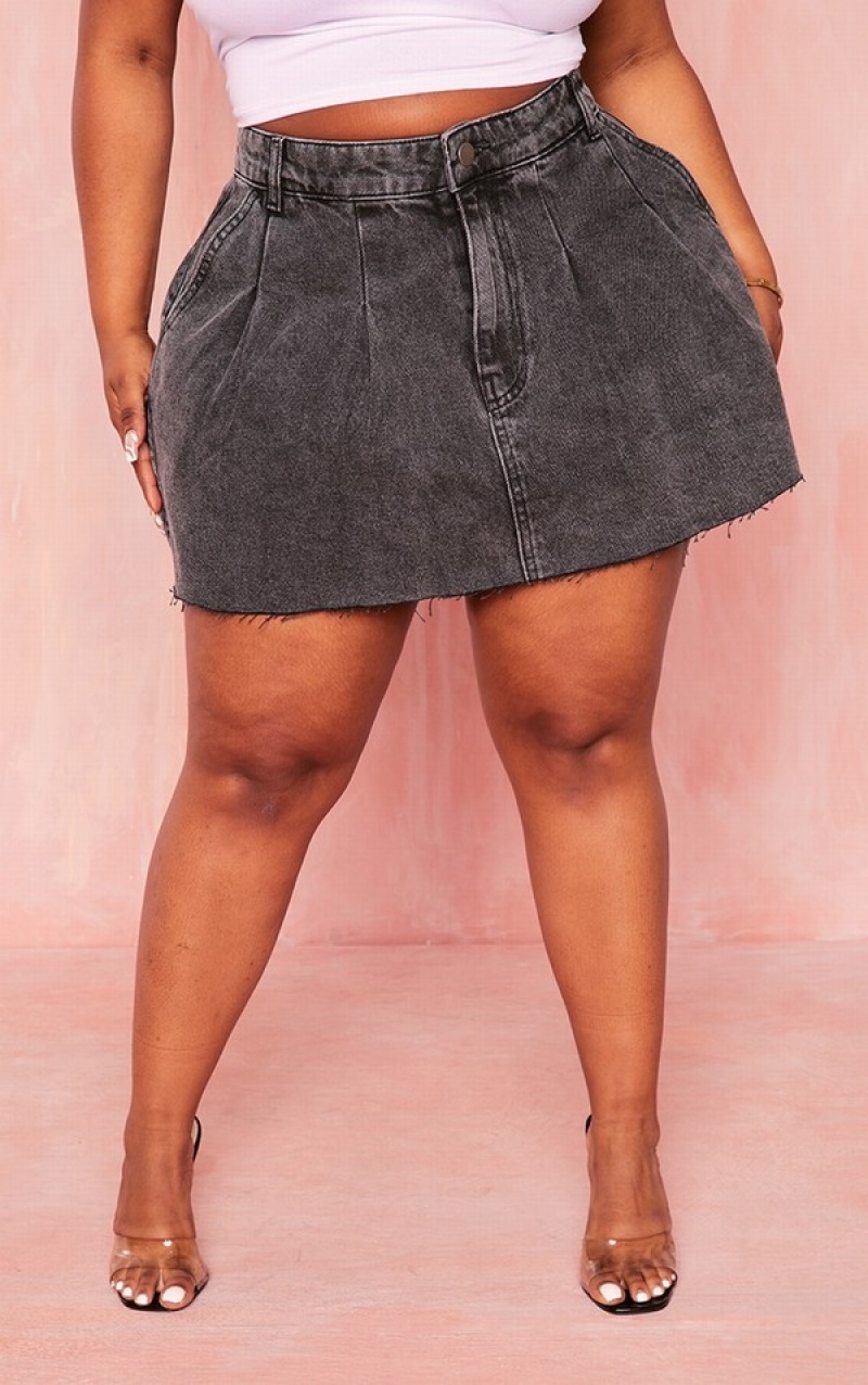 Fuste Pretty Little Thing Plus Plisat Negrii | YCMF26713