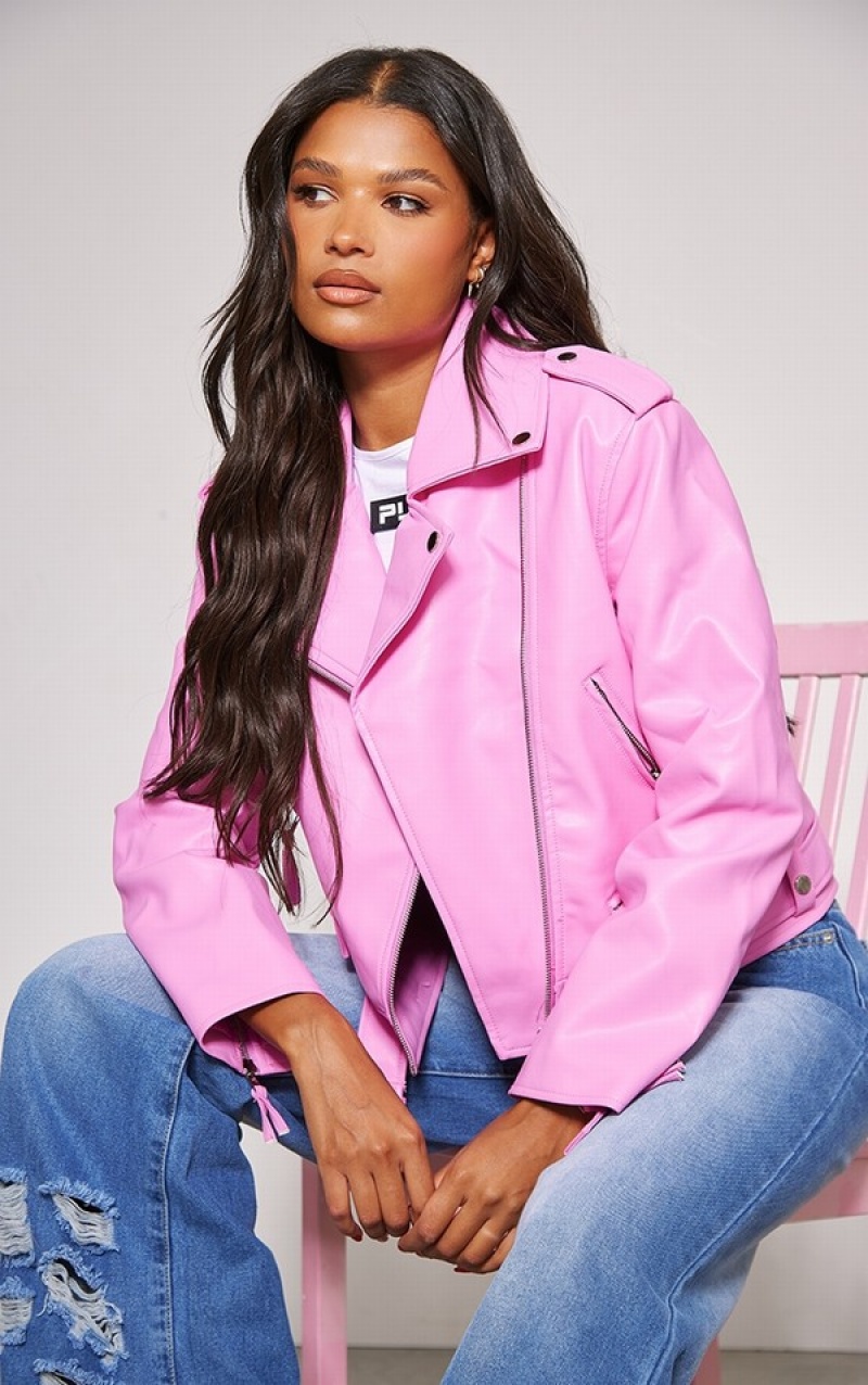 Geci Pretty Little Thing Oversized Faux Piele Matlasat Biciclist Roz | ABOG97046