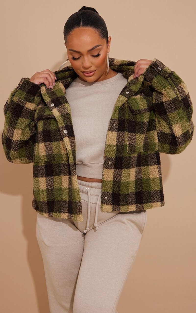 Geci Pretty Little Thing Plus Borg Check Shacket Albi | CVLH95620