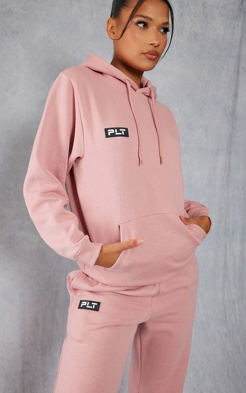 Hanorac cu Gluga Pretty Little Thing Pale Logo Badge Detail Oversized Roz | ONGY58143