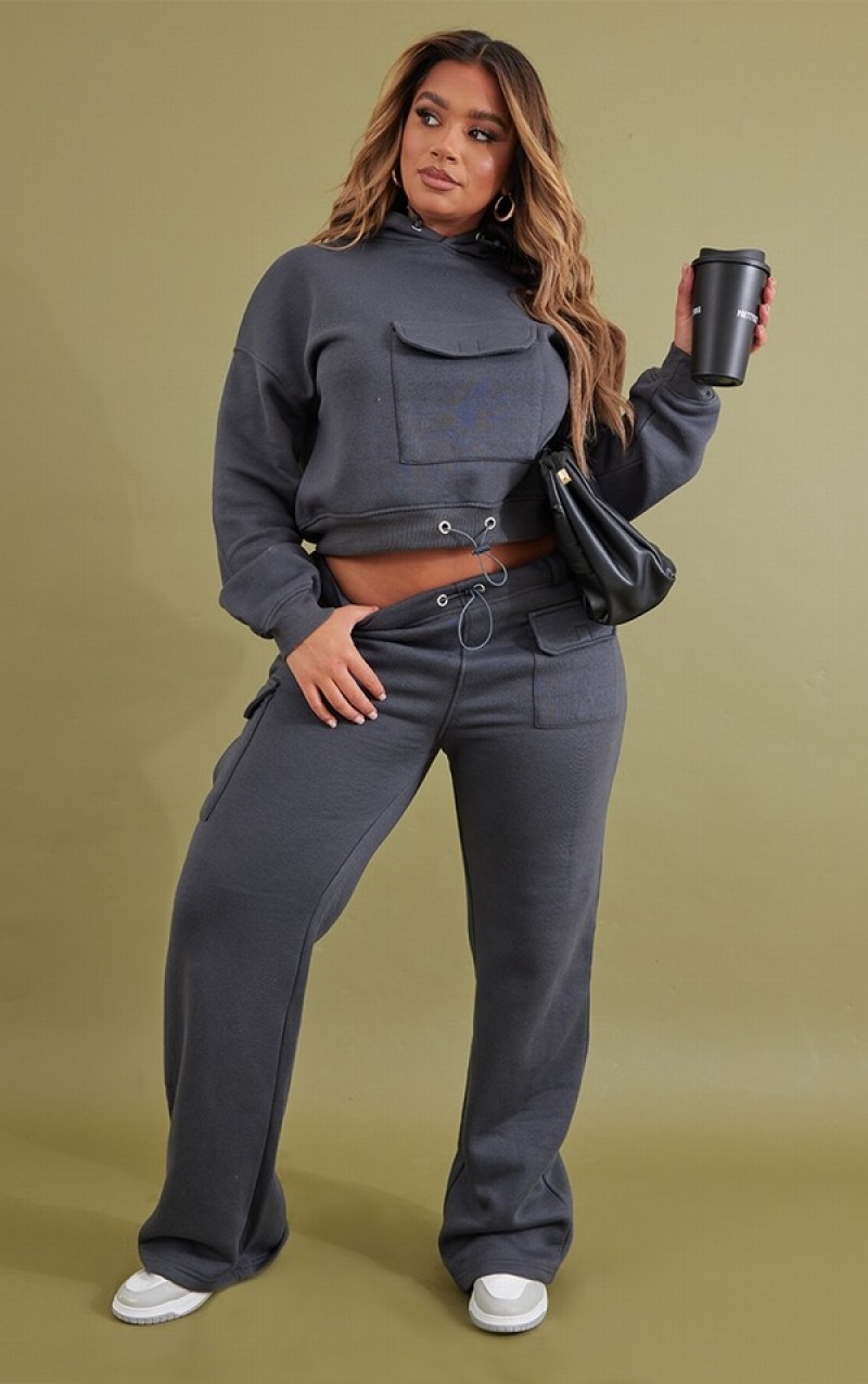 Hanorac cu Gluga Pretty Little Thing Shape Charcoal Toggle Pocket Detail Cropped Gri | XRUC85341