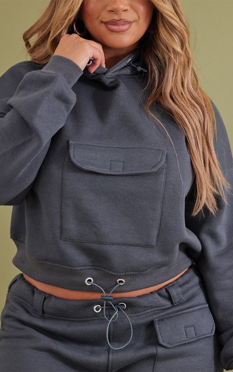Hanorac cu Gluga Pretty Little Thing Shape Charcoal Toggle Pocket Detail Cropped Gri | XRUC85341