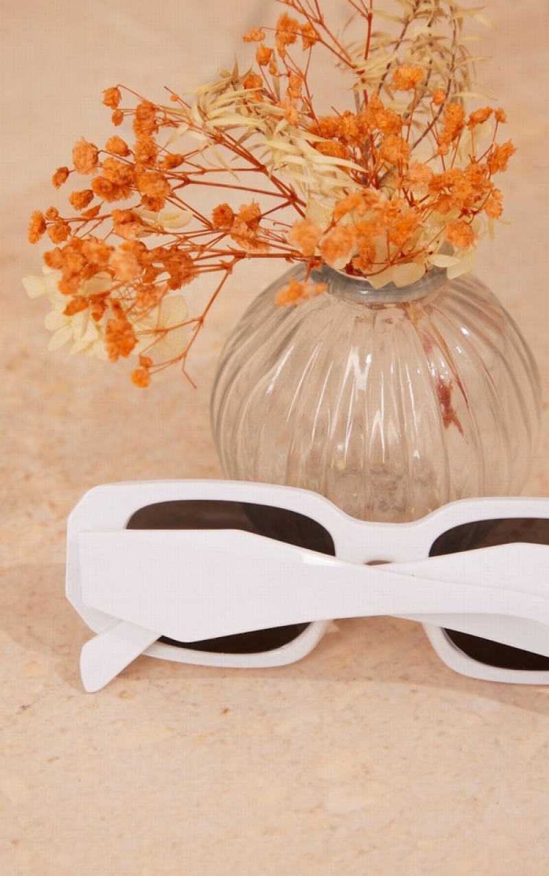 Ochelari de Soare Pretty Little Thing Diamond Detail Rectangular Frame Albi | VAER34027