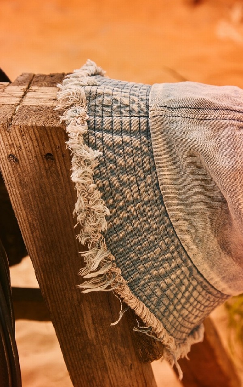 Palarie Pretty Little Thing Frayed Edge Bucket Albastri | HQGR37645