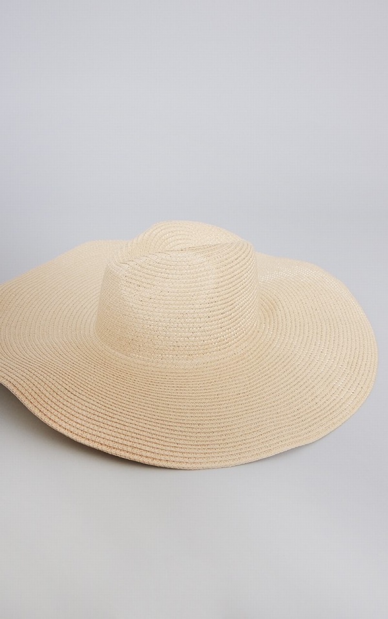 Palarie Pretty Little Thing Oversized Woven Fedora Bej | AKED48973