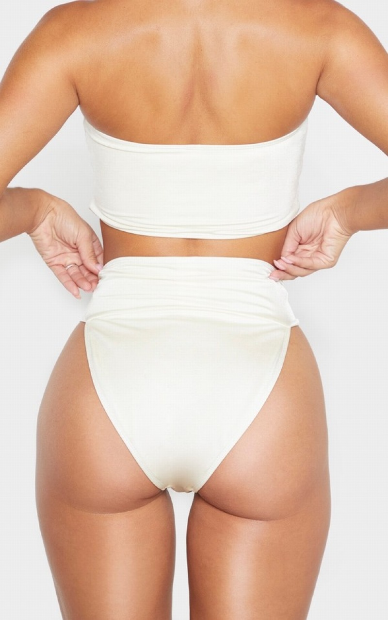 Pantaloni De Bikini Pretty Little Thing HammeTrim High Talie Albi | AZPO05816