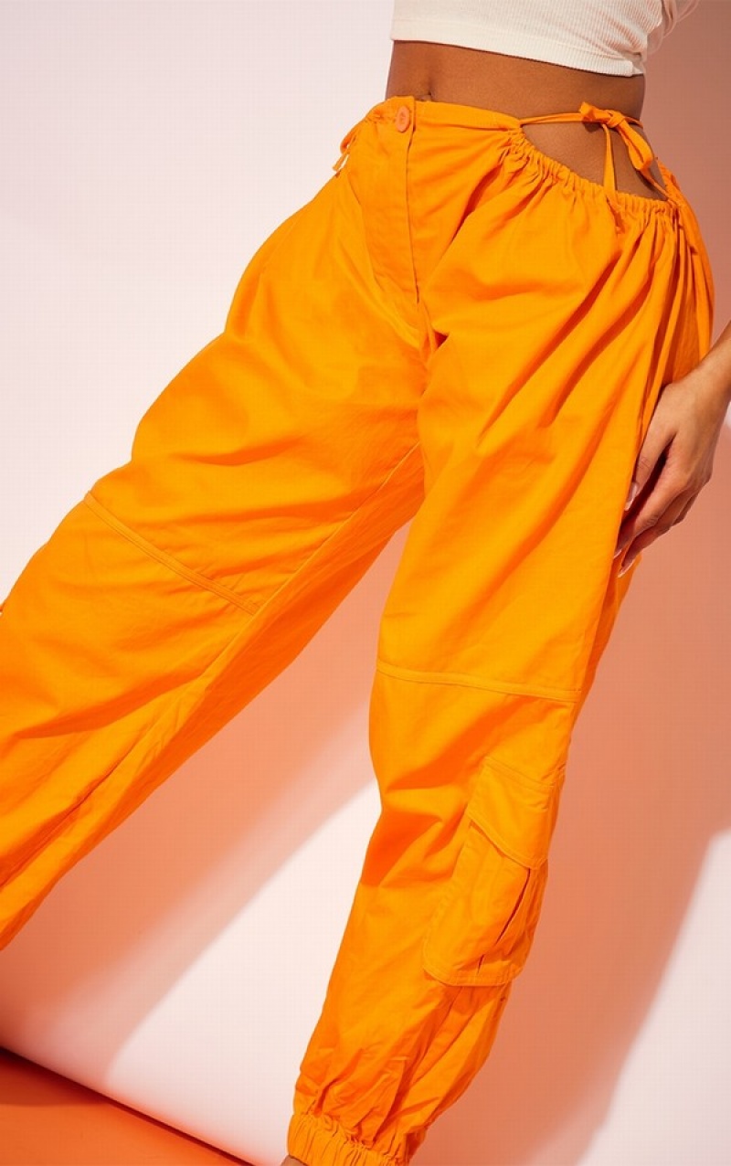 Pantaloni De Trening Pretty Little Thing Bright Woven Cut Out Cargo Portocalii Deschis | SDQZ83697