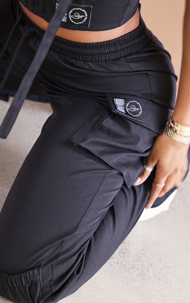 Pantaloni De Trening Pretty Little Thing Shape Cargo Pocket Detail Largi Leg Negrii | WLKR42193