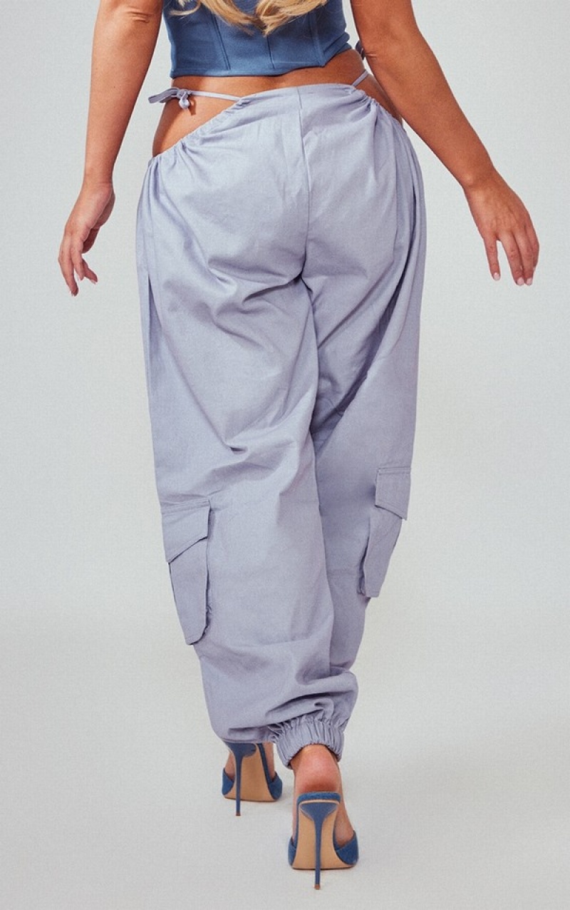 Pantaloni De Trening Pretty Little Thing Woven Cut Out Cargo Gri Deschis | AKTU16785