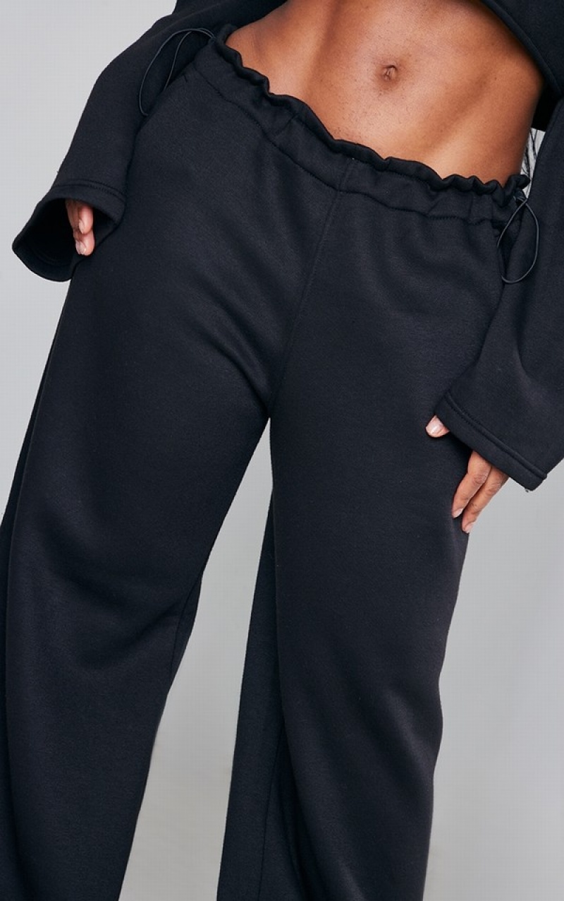 Pantaloni De Trening Pretty Little Thing Shape Toggle Talie Detail Largi Leg Negrii | UBWP58631