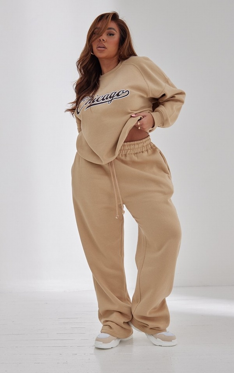 Pantaloni De Trening Pretty Little Thing Plus Flaredpant Bej | ZRGW85473