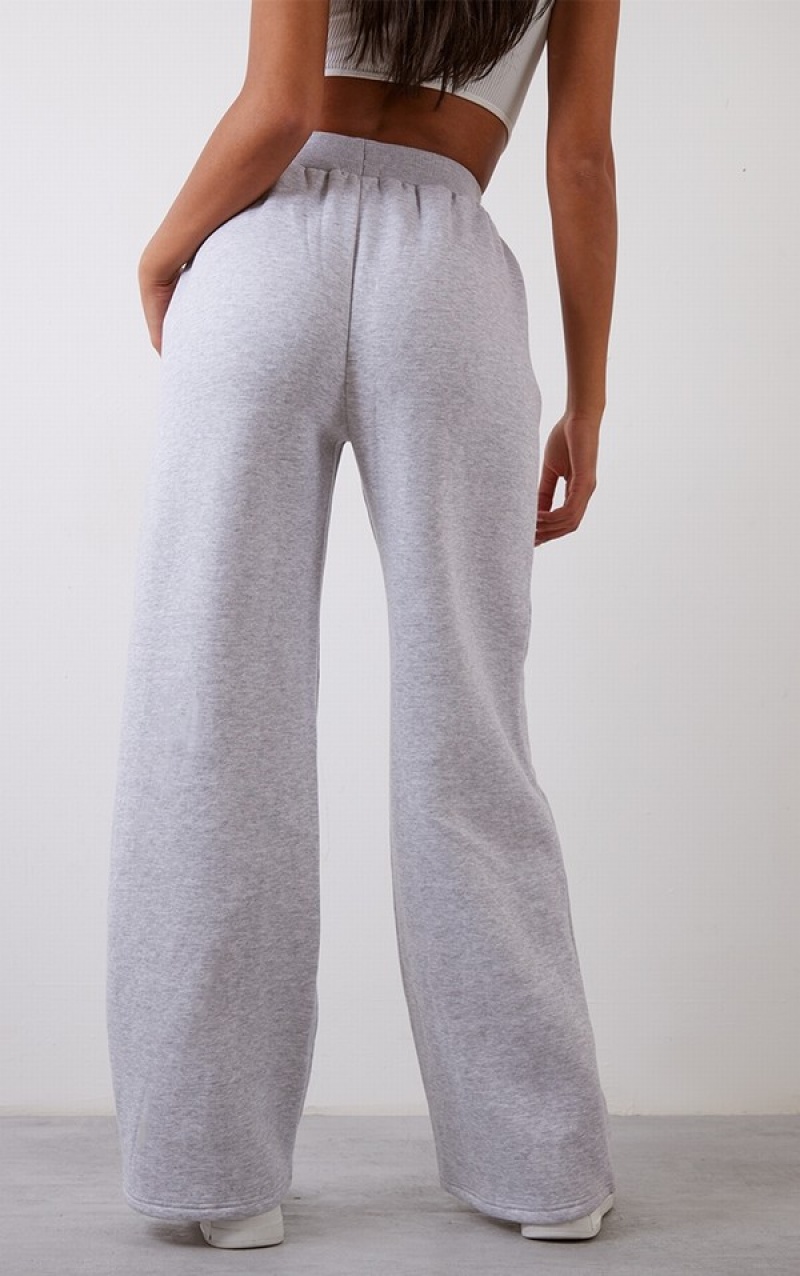 Pantaloni De Trening Pretty Little Thing Cizme Inalte Ash Drept Leg Gri | FPHZ07456