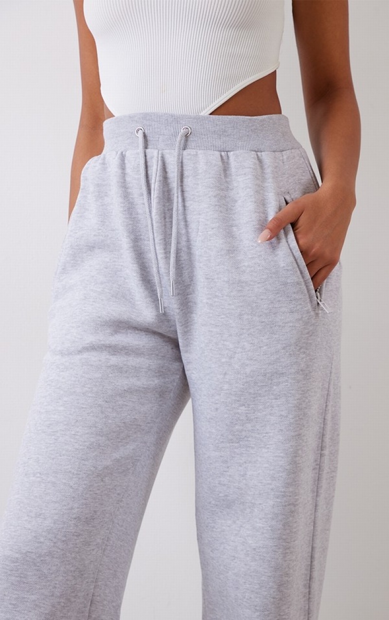 Pantaloni De Trening Pretty Little Thing Cizme Inalte Ash Drept Leg Gri | FPHZ07456