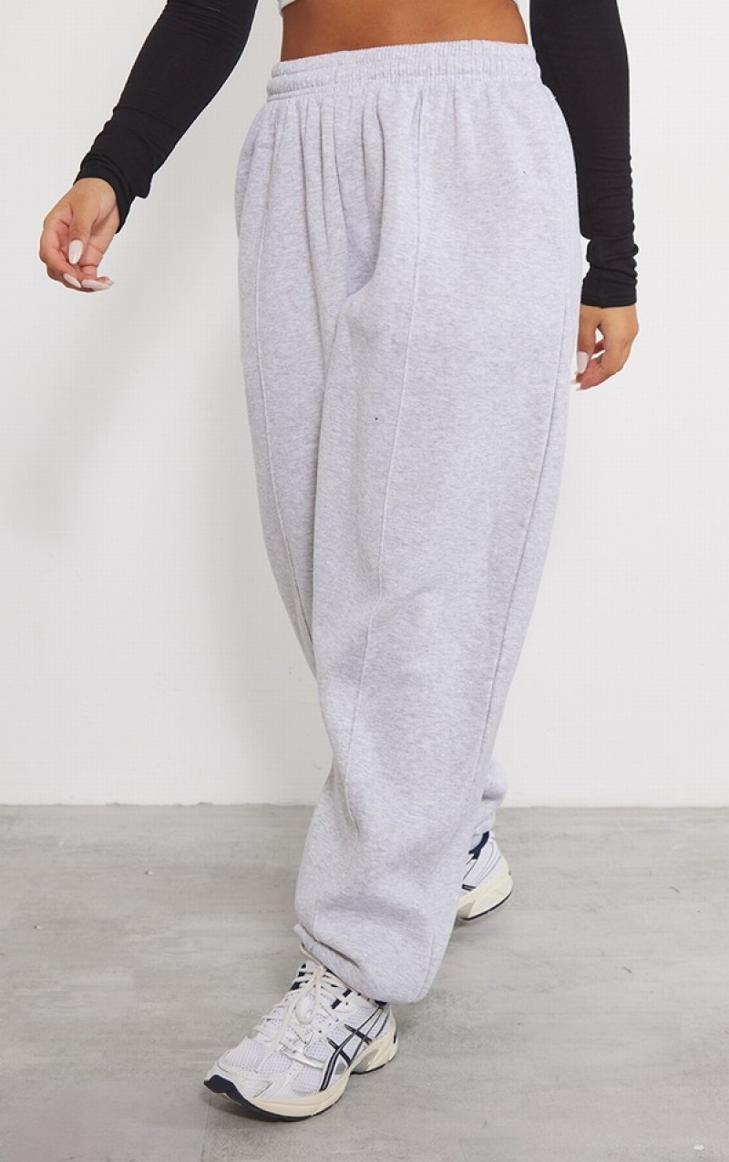 Pantaloni De Trening Pretty Little Thing Ash Pintuck Detail Oversized Gri | JYWN12439