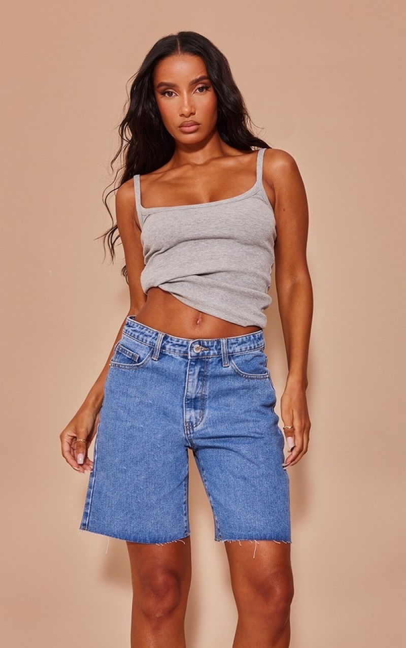 Pantaloni Scurti Pretty Little Thing Mid-High Wash Loose Fit Boyfriend Albastri Albastru Deschis | RGNI40725