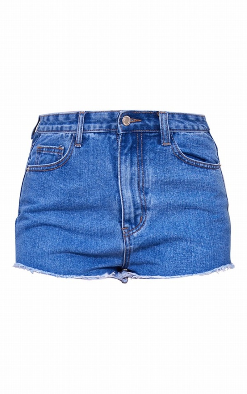 Pantaloni Scurti Pretty Little Thing Mid-High Wash Frayed Hem Albastri Albastru Deschis | LNFM14903
