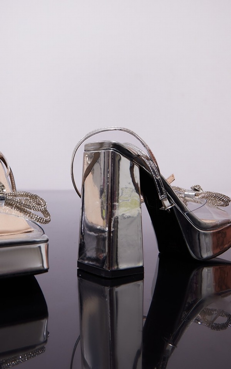 Pantofi Cu Toc Pretty Little Thing Clear Largi Fit Diamante Bow Curea Platforma High Argintii | NDPB21346