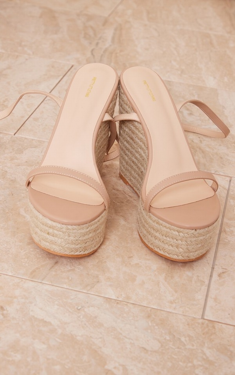 Pantofi Cu Toc Pretty Little Thing Nude Largi Fit PU Metallic Curea Espadrile Highed Wedges Bej | DCIK92740