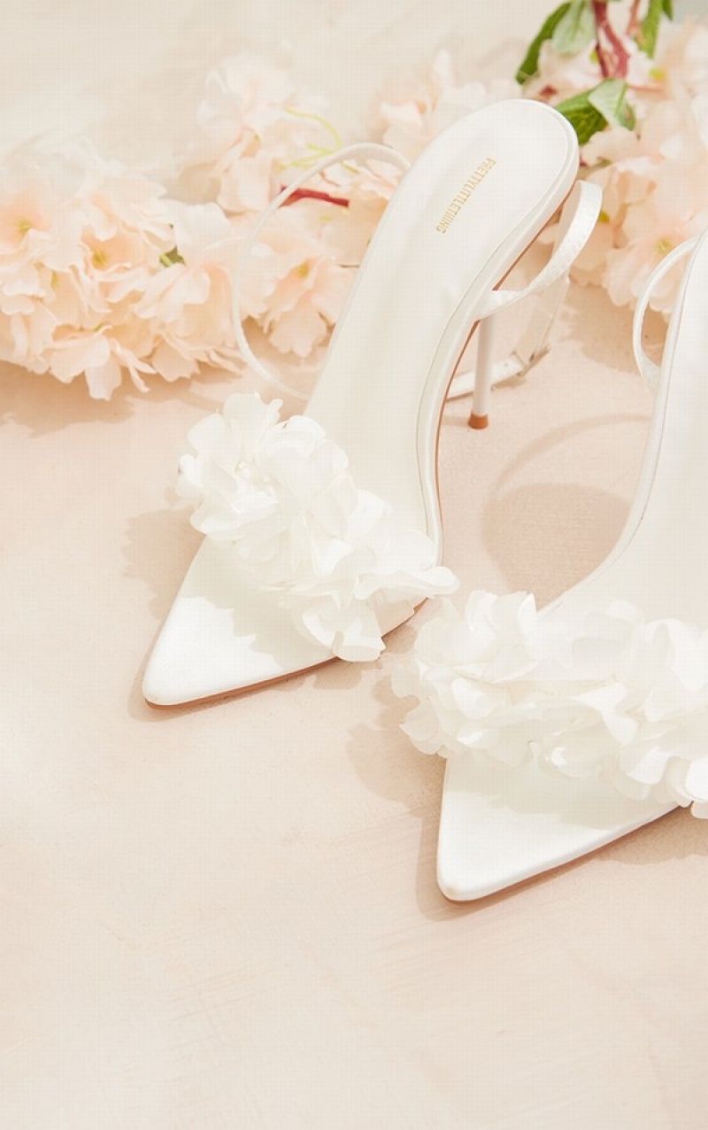 Pantofi Cu Toc Pretty Little Thing Pointed Bombeu Barely There Petal Detail High Albi | QSPD21067