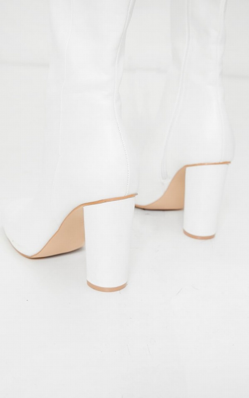 Pantofi Cu Toc Pretty Little Thing Round Block Knee High Albi | XAJS61245
